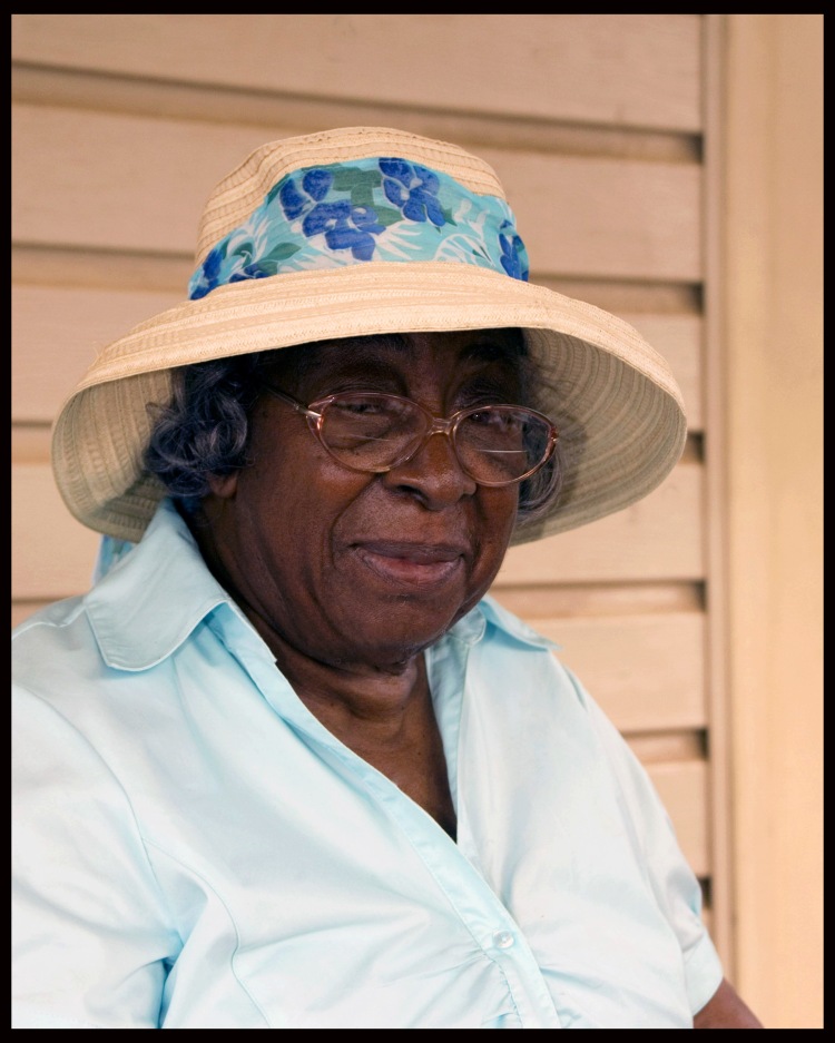 mature african american woman in hat